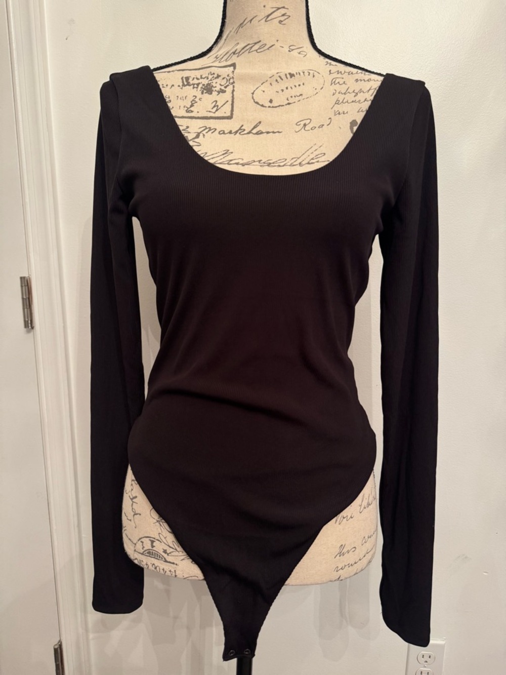 Alice + Olivia Ribbed Ballet Bodysuit